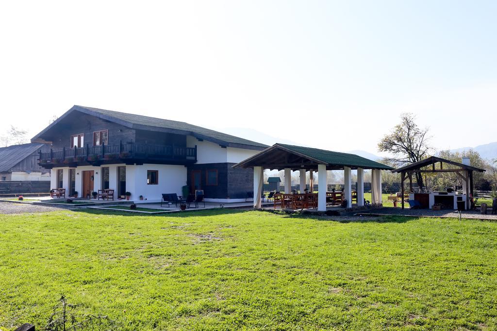 Landhaus Bed&Breakfast Vişeu de Sus Esterno foto
