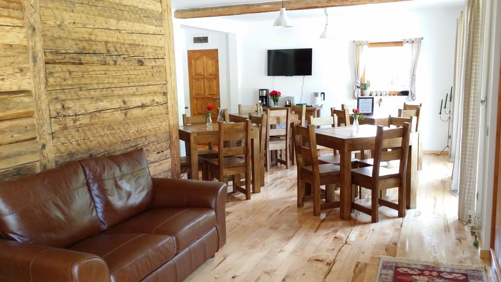 Landhaus Bed&Breakfast Vişeu de Sus Esterno foto