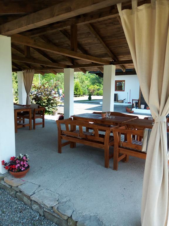 Landhaus Bed&Breakfast Vişeu de Sus Esterno foto